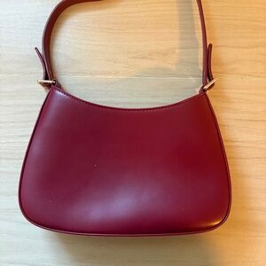 BRAND NEW Vesperea Shoulder Bag Red